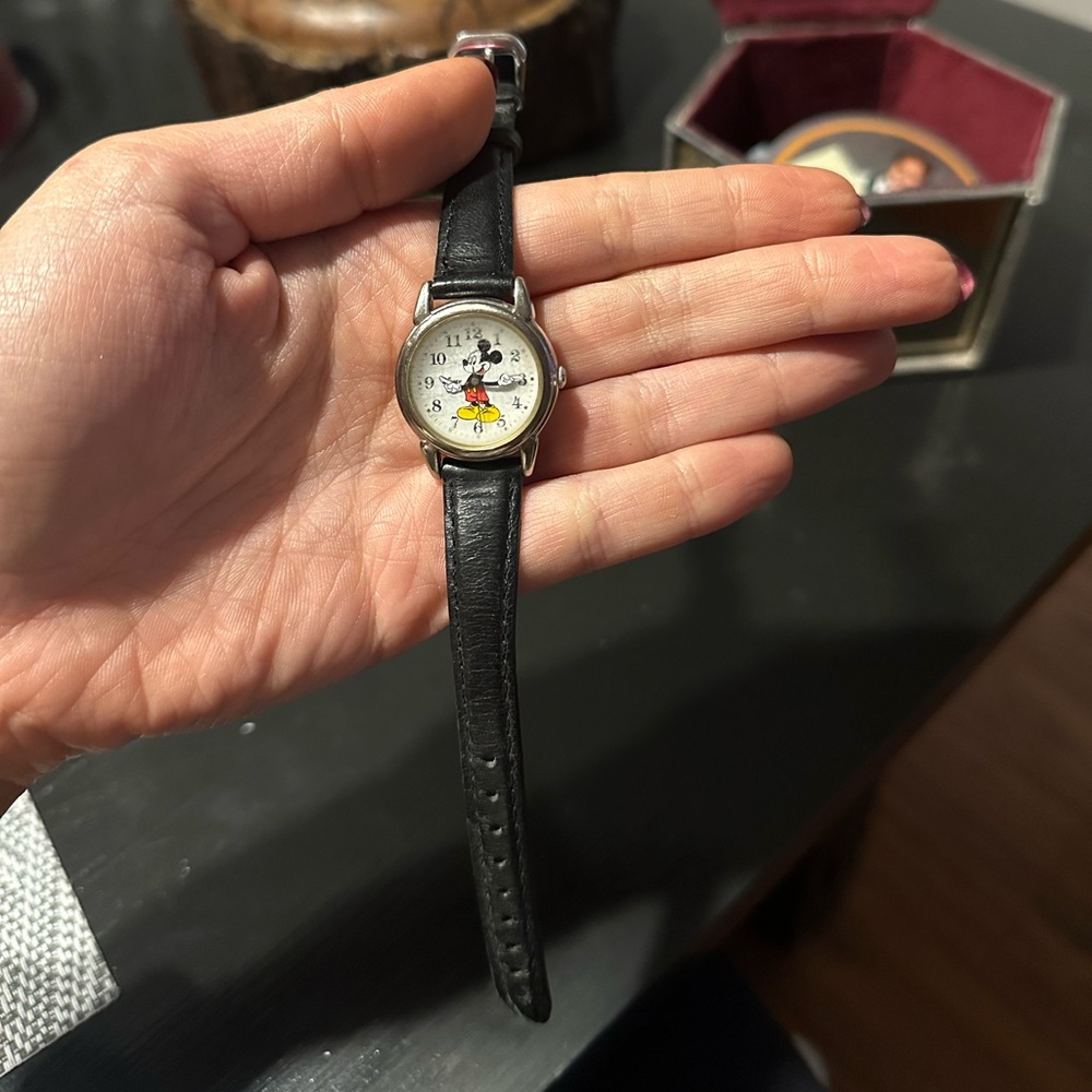 Vintage Disney watch. Mickey Mouse. RRRS377